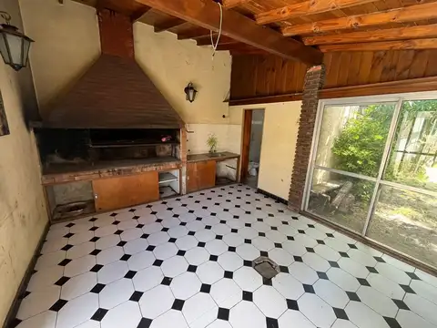 Venta Casa Villa Club 3 ambientes A mejorar