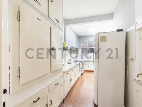 Departamento 7 ambientes con 3 baños