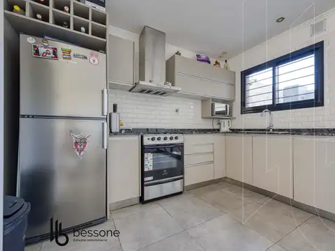 Depto Tipo Casa en Venta de 4 dormitorios