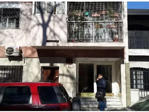 EXCELENTE DEPARTAMENTO DOS AMBIENTES TODO AL FRENTE.MUY LUMINOSO.LAVADERO