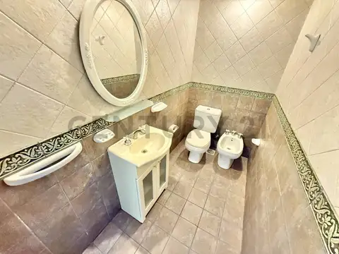 VENTA CASA 3 AMBIENTES PARQUE LELOIR