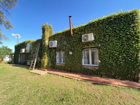 Casa en Venta con 10 cocheras