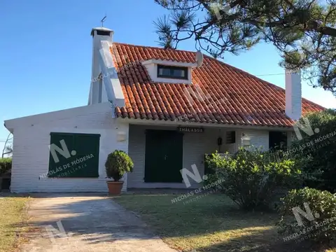 Gran oportunidad en comodo casa 
