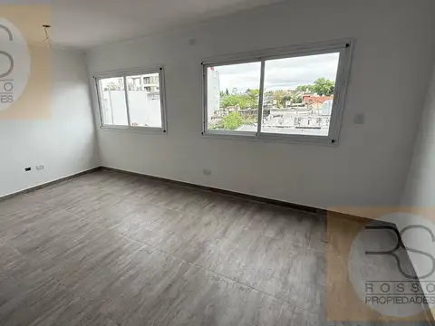 Departamento en Alquiler en Ramos Mejía Sur, $ 550.000