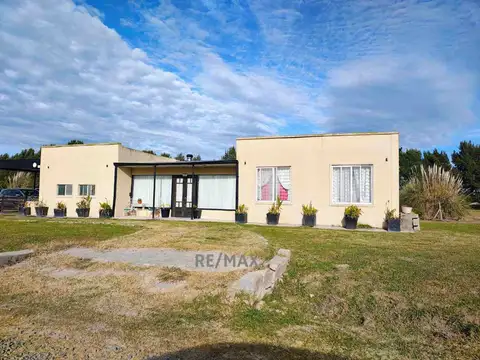 Venta casa 3 dorm jardin pileta quincho seguridad
