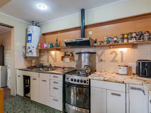 Casa en venta en Barrio Norte  | 4 dormitorios | Patio amplio | Apta Banco