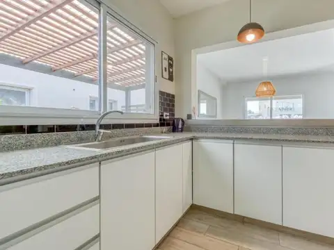 Casa en Alquiler de 3 dormitorios