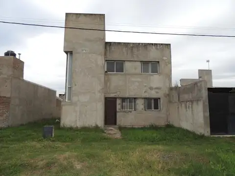 CASA A TERMINAR EN RECREO SUR