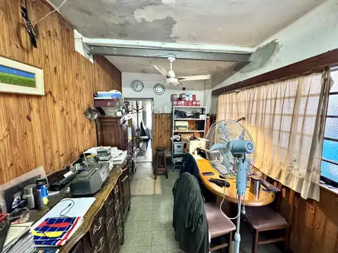 Venta Casa al frente con cochera, terraza exclusiva