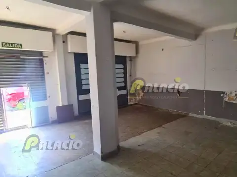 Local en Alquiler en Villa Lynch, $ 1.800.000