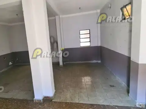 Local en Excelente Ubicación, con Patio y Depósito, ALQUILER