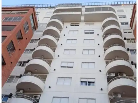 DEPTO 2 AMB FRENTE DE CATEGORIA EN VILLA BALLESTER CENTRO, E