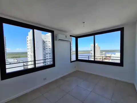 Departamento en alquiler piscina con vista al río Rosario Mitre 266 Centro Cochera