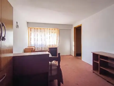 CASA EN VENTA LIMA AL 1400 ECHESORTU 3 DORMITORIOS TERRAZA