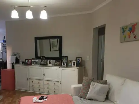 CASA A LA VENTA DE 4 AMBIENTES EN EL BARRIO CERRADO LAS ARAUCARIAS DE BELLA VISTA
