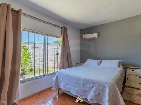 VENTA CASA MÁS NEGOCIO ALQUILER DE COCHERAS COLON