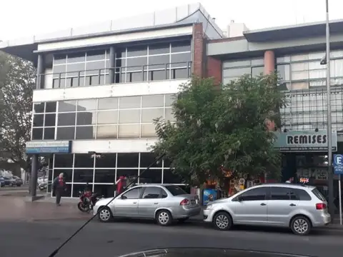 Local en Venta en San Miguel, USD 1.300.000