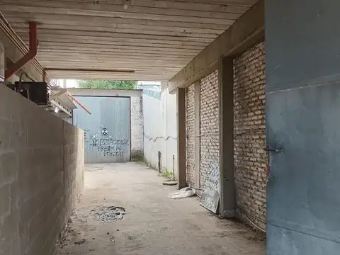 Galpon en Alquiler en Granadero Baigorria, $ 1.200.000