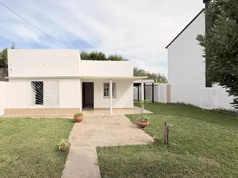 Casa San José Sourigues entre Alvear y 9 de Julio