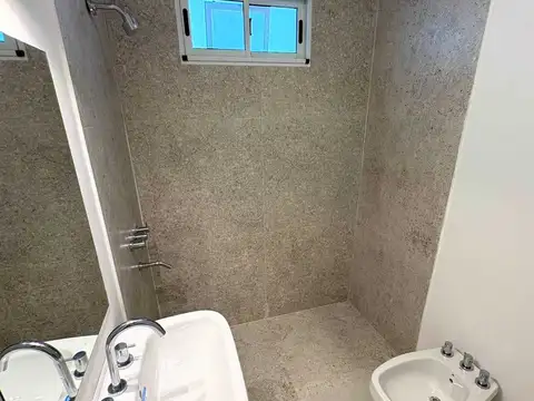 Casa a "ESTRENAR" en Regis Martinez 1900.