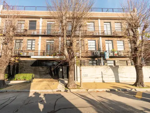 Moderno departamento en alquiler con dos cocheras y amenities en Martínez, San Isidro.