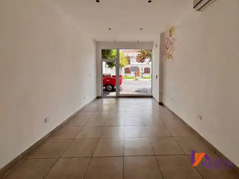 Local en Alquiler en Zona Centro, $ 600.000