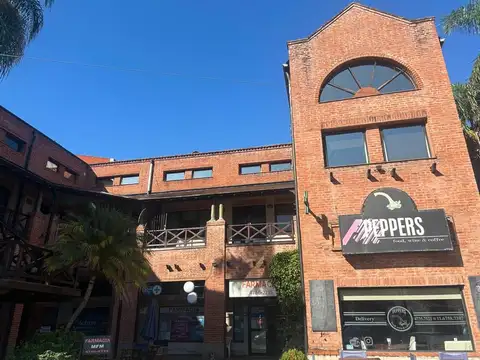 Local comercial en ubicación estratégica en venta