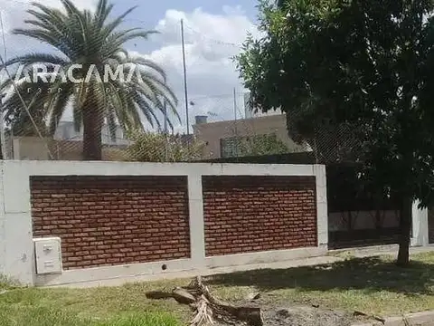 Esteban Echeveria  esq Valette