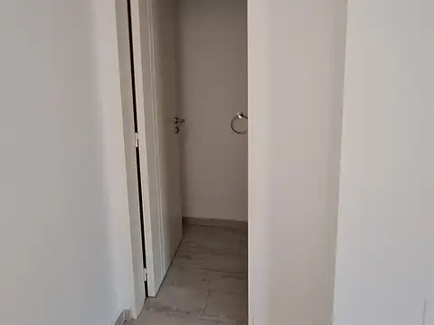 Casa en Alquiler con 1 cochera