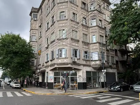 San Juan al 1600 (LOCAL EN ESQUINA)