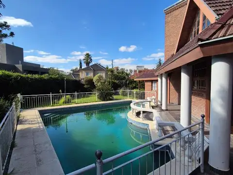 Casa en Venta en Las Lajas Country Club, USD 230.000