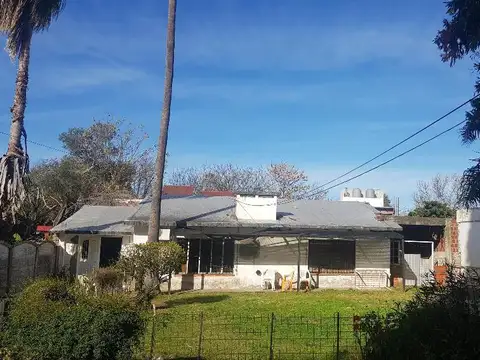 Casa en Alquiler en Granadero Baigorria, $ 800.000