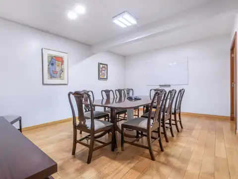 Oficina en Venta al Oeste