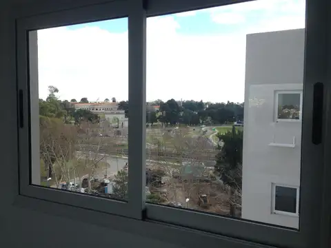 Departamento en Alquiler en El Palomar, $ 400.000
