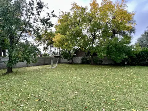 Calle 25 entre 487 y 489 4400