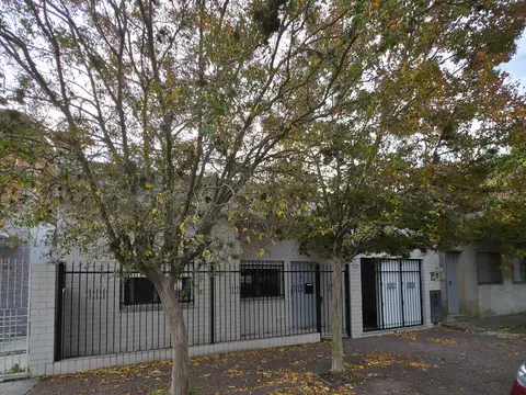 Departamento 2 ambientes en venta c/ cochera al fondo