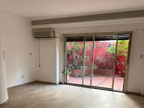 Vidal 1900, Piso 1
