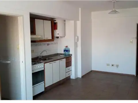 Av Rivadavia 13900, Piso 8