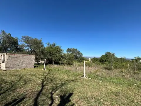 VENTA TERRENO COSQUIN 360M2