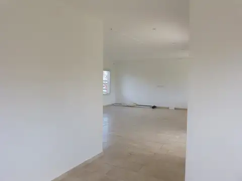 Casa 4 ambientes con 4 baños