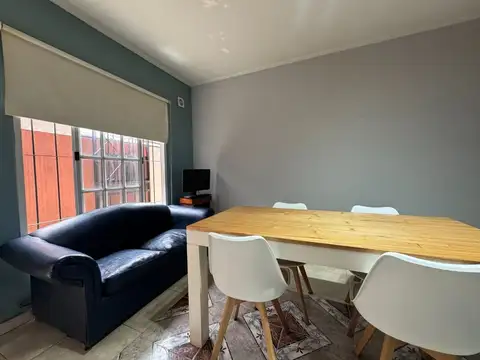 Depto Tipo Casa 3 ambientes con 1 baño