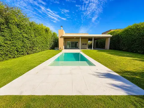 Casa en Alquiler de 3 dormitorios