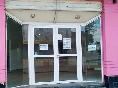 Local en Esperanza
