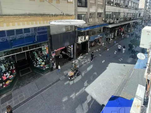 Oficina 70 m2  en Microcentro