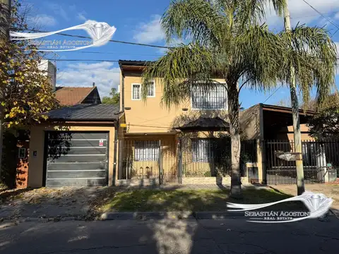 Casa 4 ambientes con pileta Parque 300m2 excelente propiedad