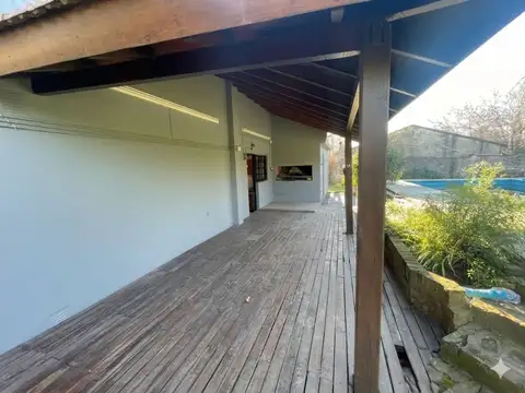 Casa en Venta en Manuel Alberti, USD 170.000