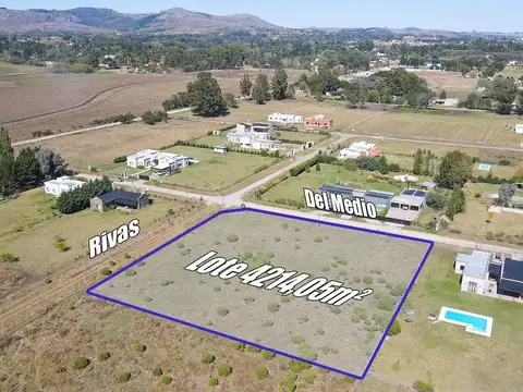 EN VENTA AMPLIO LOTE ZONA BARRIO GRADUADOS