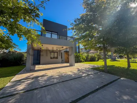 Venta casa Altos de campo grande