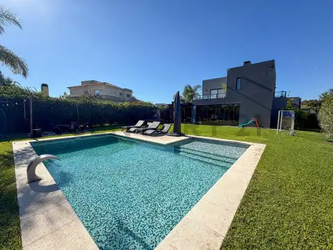 Venta casa Altos de campo grande
