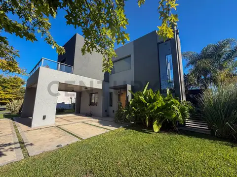 Venta casa Altos de campo grande
